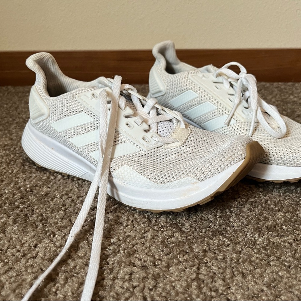 Adidas White Sneakers with Breathable Mesh and Cushioned Midsole
